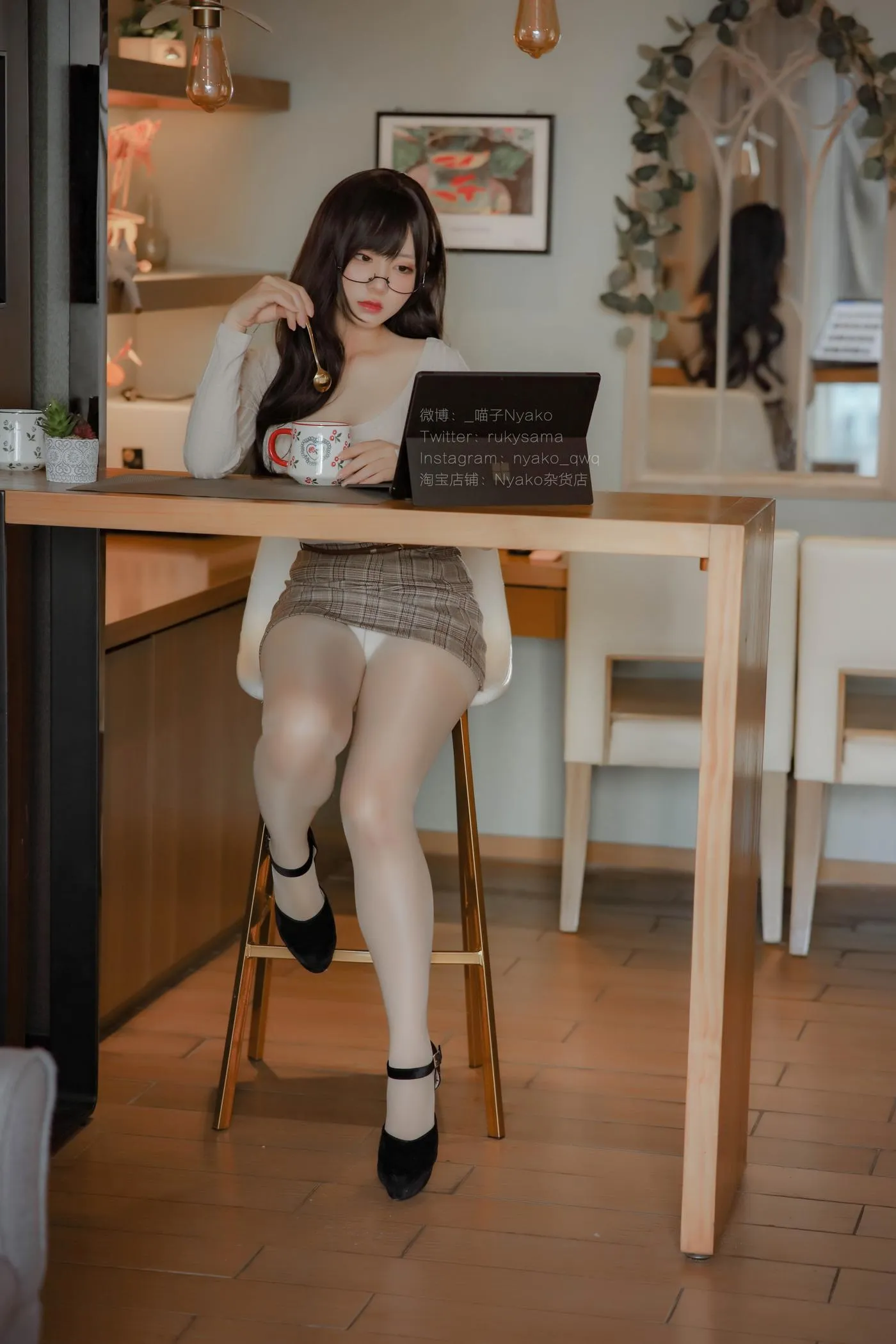 Nyako喵子 – NO.32 人妻本 [87P]插图